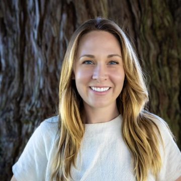 Headshot of Faculty Fellow Claire Willing.